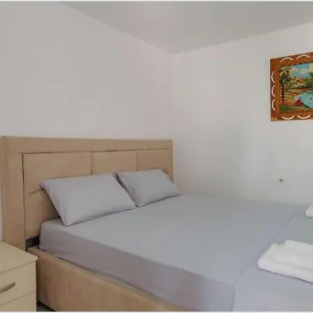 فندق مبيت وإفطار Francesko 3*