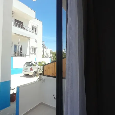 Francesko فندق مبيت وإفطار 3*