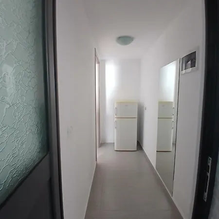 Francesko Panzió Ksamil