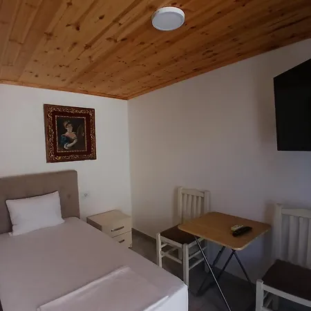 Panzió Francesko Ksamil