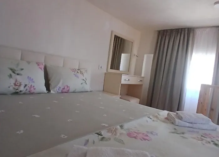 Francesko Couette-café 3*