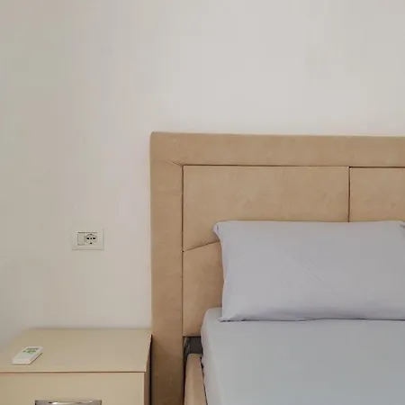 Francesko * Ksamil