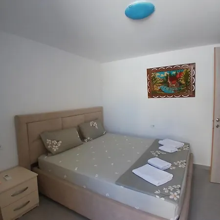 Francesko 4*