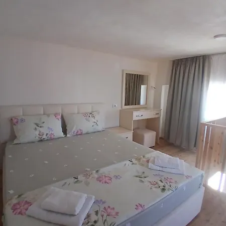 Francesko Bed & Breakfast Ksamil