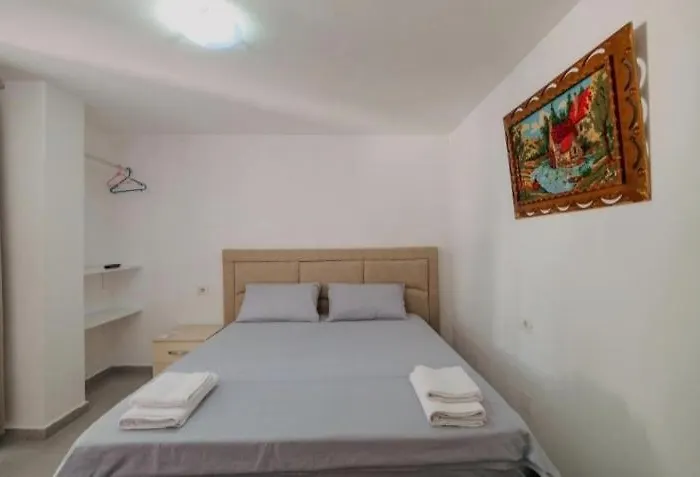 Francesko Bed and breakfast 3*