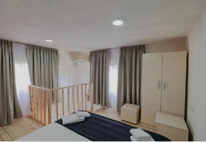 Bed and breakfast Francesko Ksamil