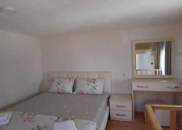 Bed and breakfast Francesko Ksamil